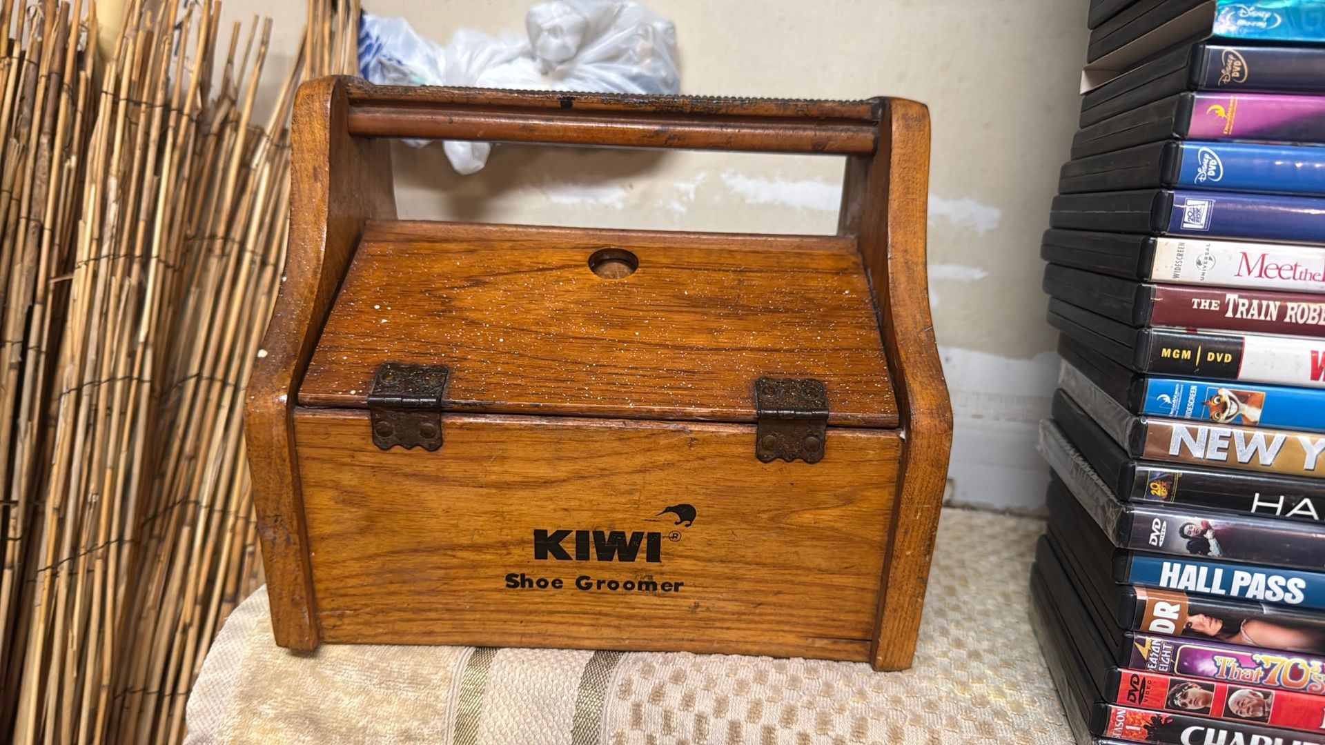 Shoe Groomer Kiwi With Step