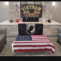 "VETERAN'S DAY" PATRIOTIC FLAGS 