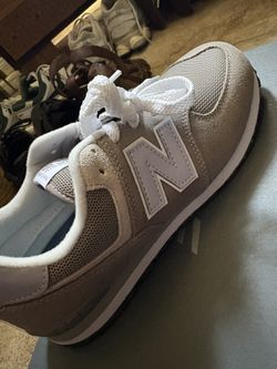 New Balance Women’s Shoe