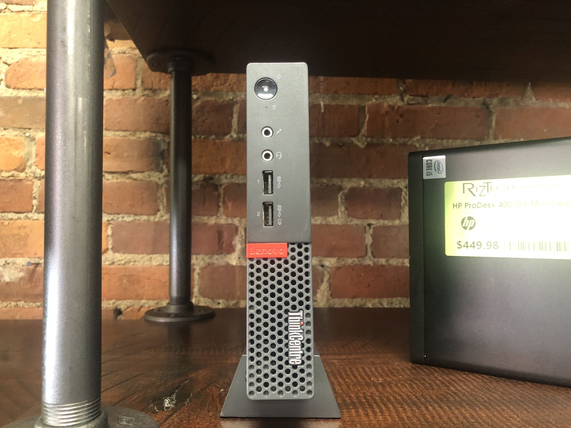 Lenovo ThinkCentre M910q Tiny Desktop