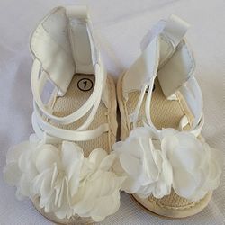 White Strapped Flower Sandals – Baby Size 1