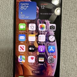 ***Mint condition 256 GB Apple iPhone XS Unlocked  newest IOS 18.5 Battery Health 96%***