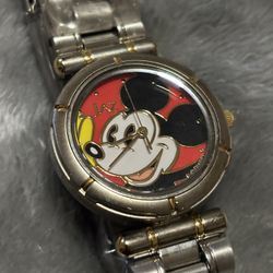 Jaz Mickey Mouse Silver Tone Watch Face. 