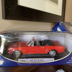 Die Cast Collectible 