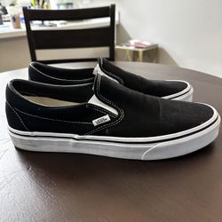 Black/White Vans Size 11