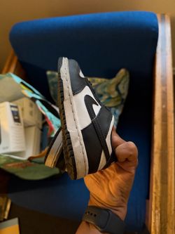 Panda Dunks size 9c