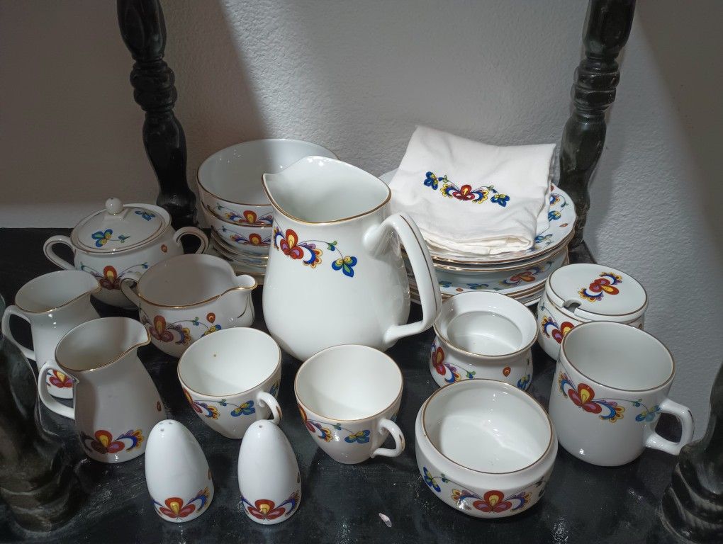 Porsgrund Norway Farmers Rose 50's-70's