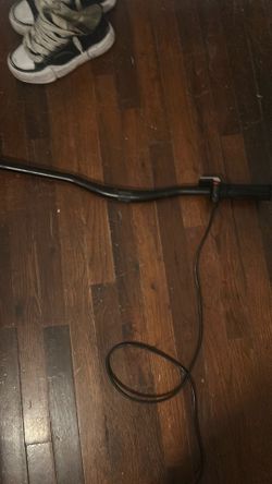 Bar is 22.2 mm  7/8 inches  full twist throttle included