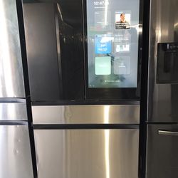 Samsung With Family Hub Refrigerator 