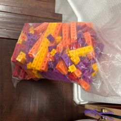 $5 Building Blocks Great Condition. Sylmar Pick Up. 