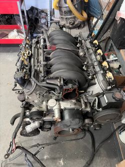 Ls1 5.7 aluminum engine complete whit transmission