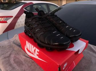 Nike Air VaporMax Plus "Triple Black"] Womens 6.5 Men's 10 11 12 Available
