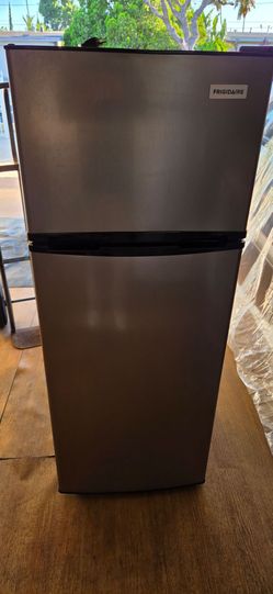 refrigerator