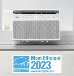 Moving Can’t Use . Used 1 Summer only ! Sleek Super Cold aircon AC Window