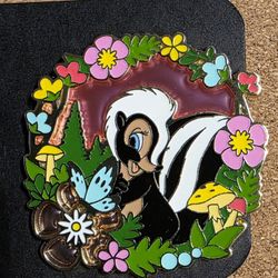 Disney Pin - Flower