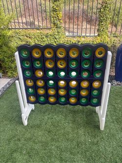 Jumbo Connect 4 Outdoor Yard Game