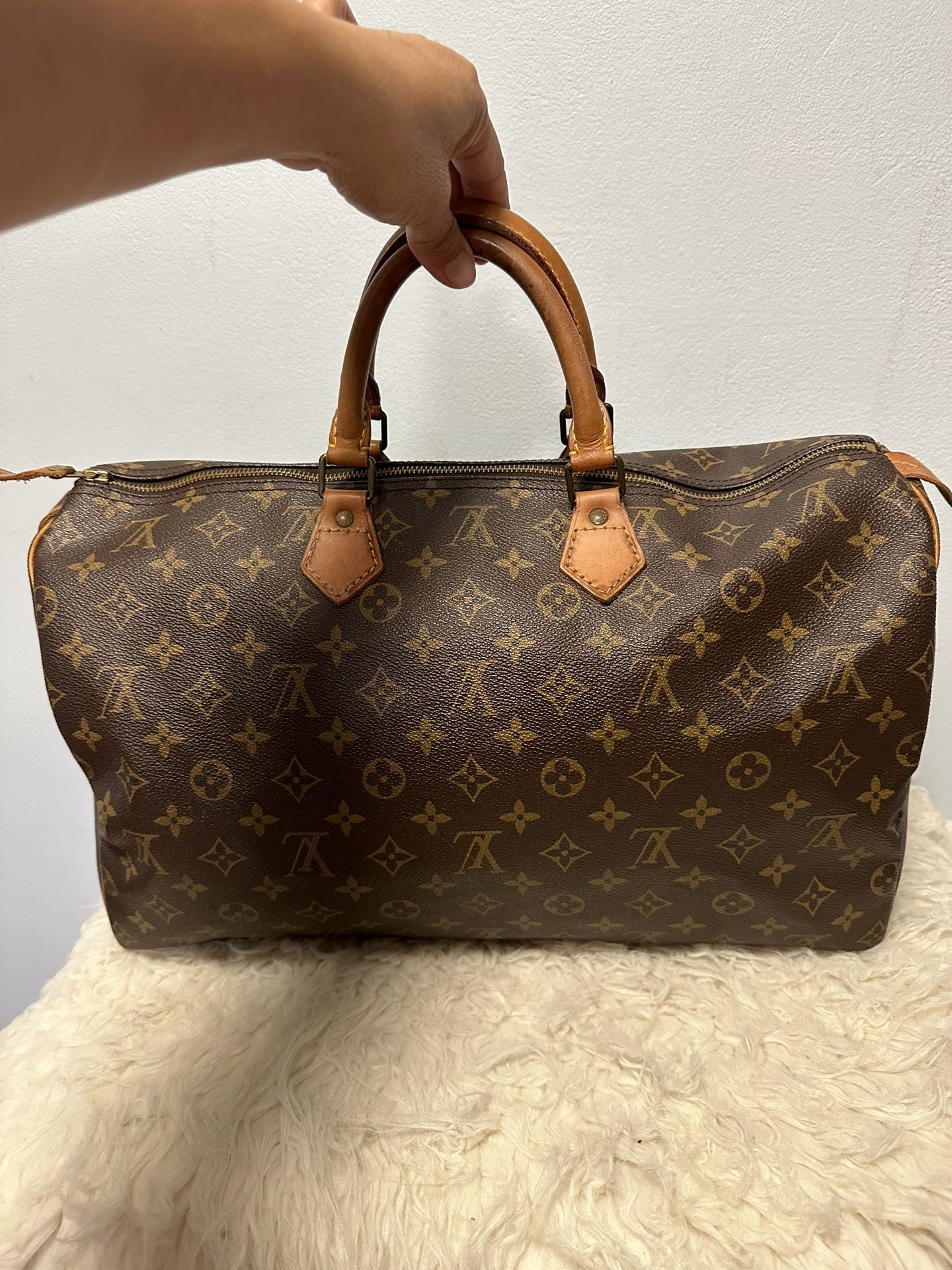 Louis speedy 40 hotsell