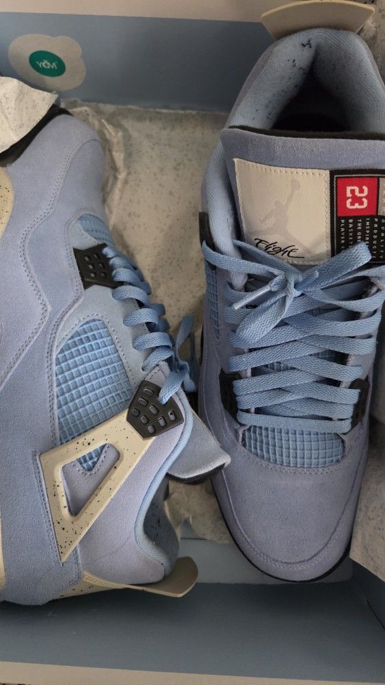 💠 Air Jordan 4 Retro University Blue – Size 13