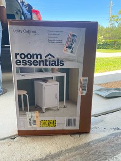 Utility cabinet