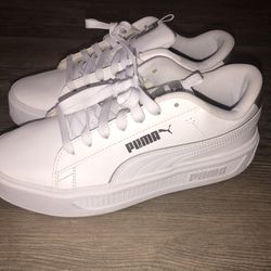 Puma Women Shoes 
