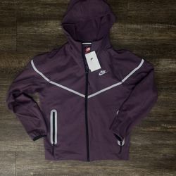 Reflective Nike Tech