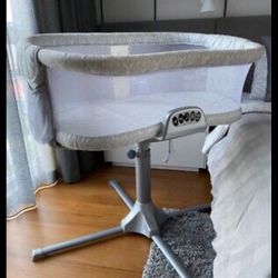 Halo Bassinet Swivel Sleeper