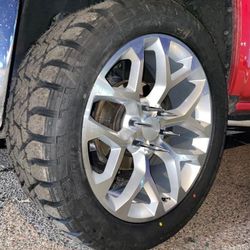 24X10 New Rims With Tires 33 1250 24