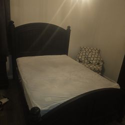 Queensize Bed With Mattress 