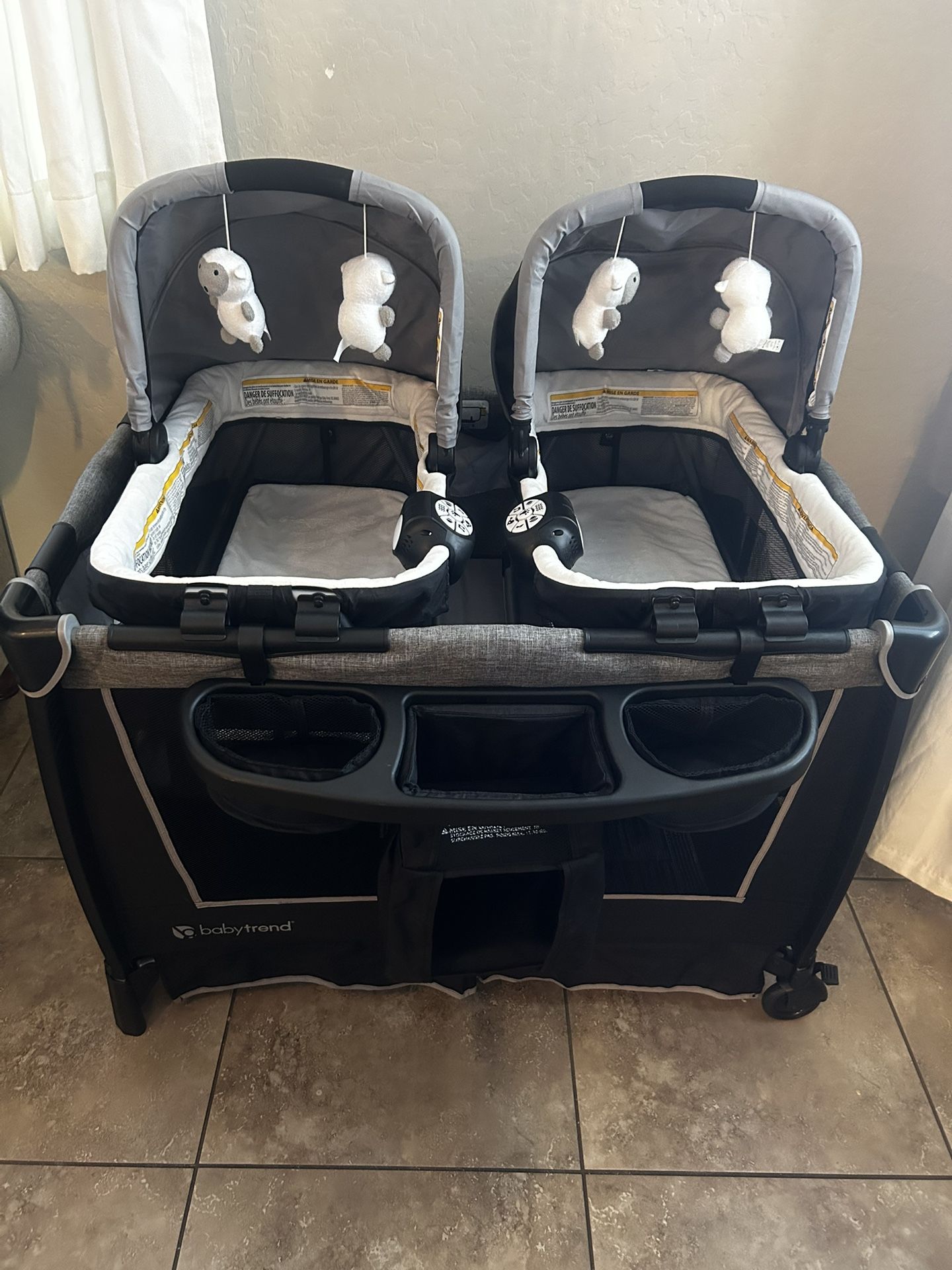 Twin Bassinet With Changing Table And Play Pen