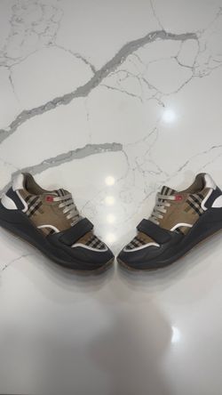 Burberry NEED GONE