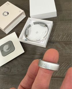 Oura Ring Gen 4 - Brushed Silver - Size 10
