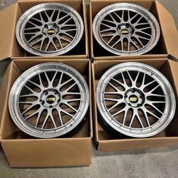 BBS LM Style 18 Inch Rims Wheels 18x8 +35 (5x120)
