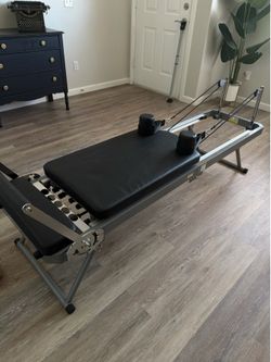 Nexace Foldable Reformer