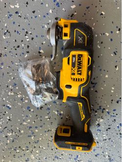 Dewalt XR 20v  Multi Tool Oscillating tool  3 speed (tool only)