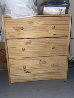 Small Dresser 