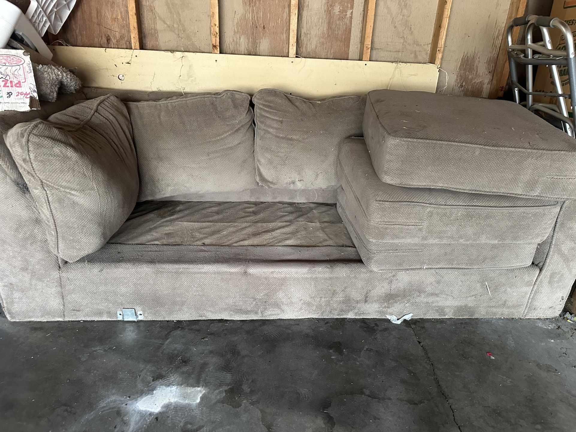 Sectional-FREE