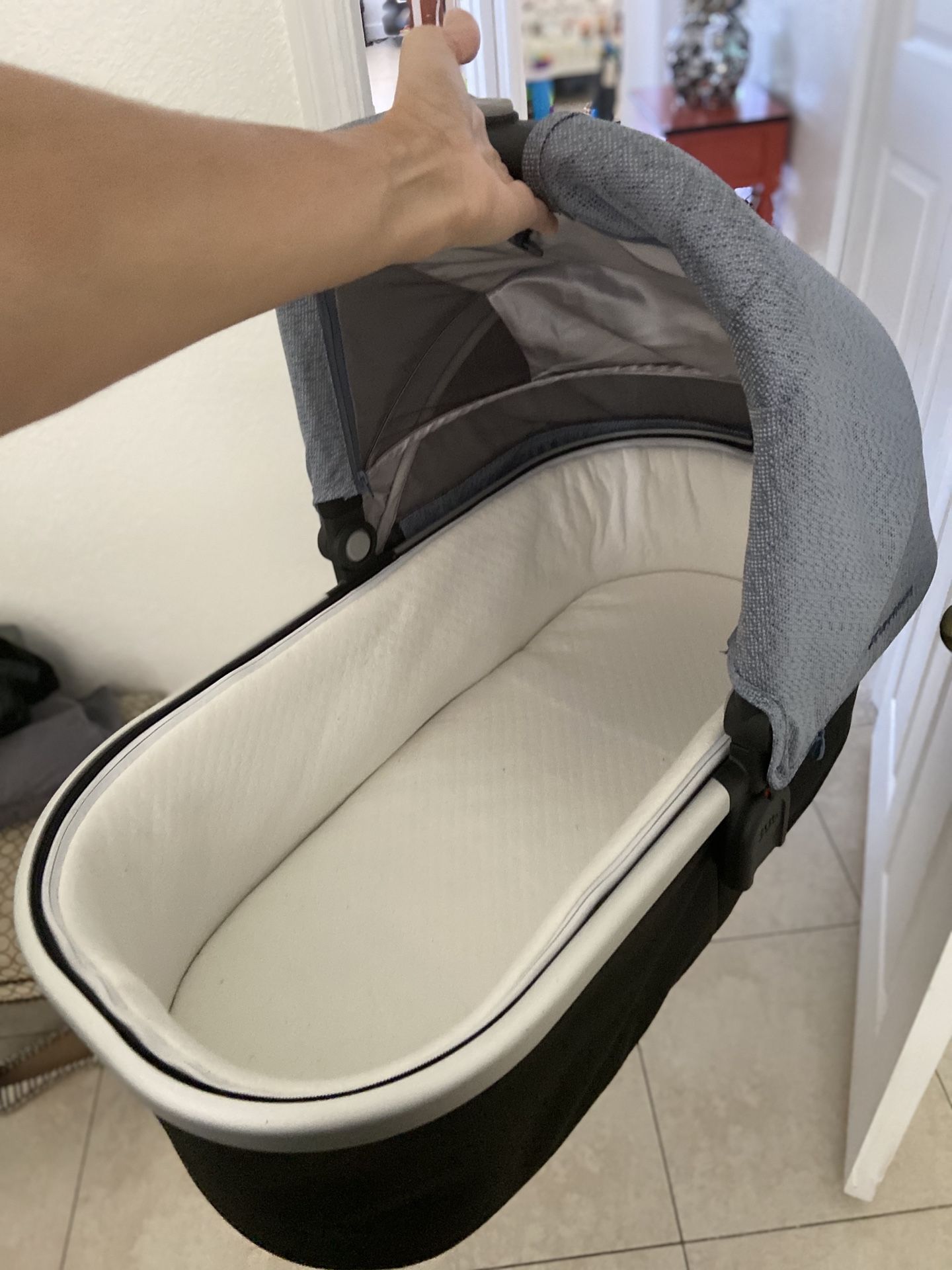 Uppa baby bassinet for stroller