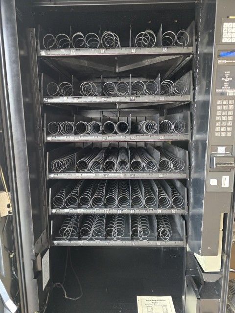 Crane Vending Machine