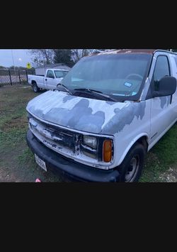 2002 Chevrolet Express