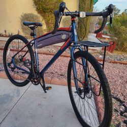 Mongoose Men's Elroy Adventure Bike 700C Wheel