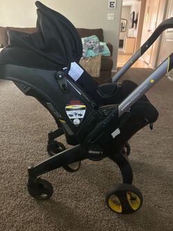 Doona stroller/car seat