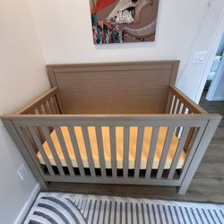 Baby/Toddler Crib