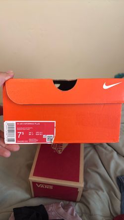 Women’s air vapor max plus