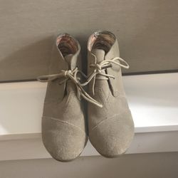 Women’s Size 6.5 Toms Wedge Bootie