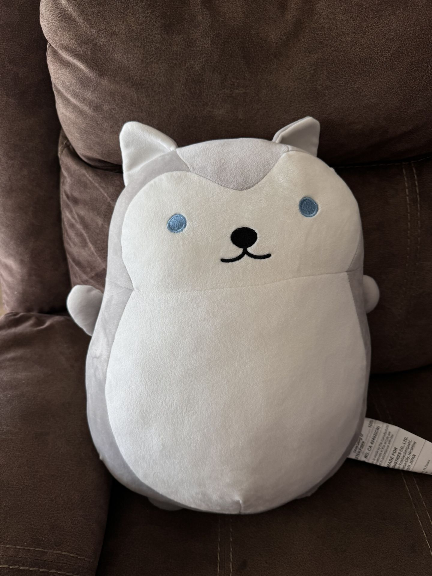 Medium Size Husky Plushie NEW