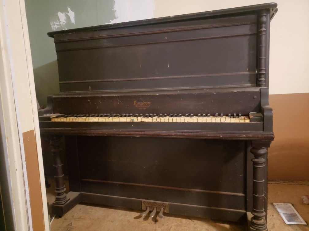 Kingsbury Piano