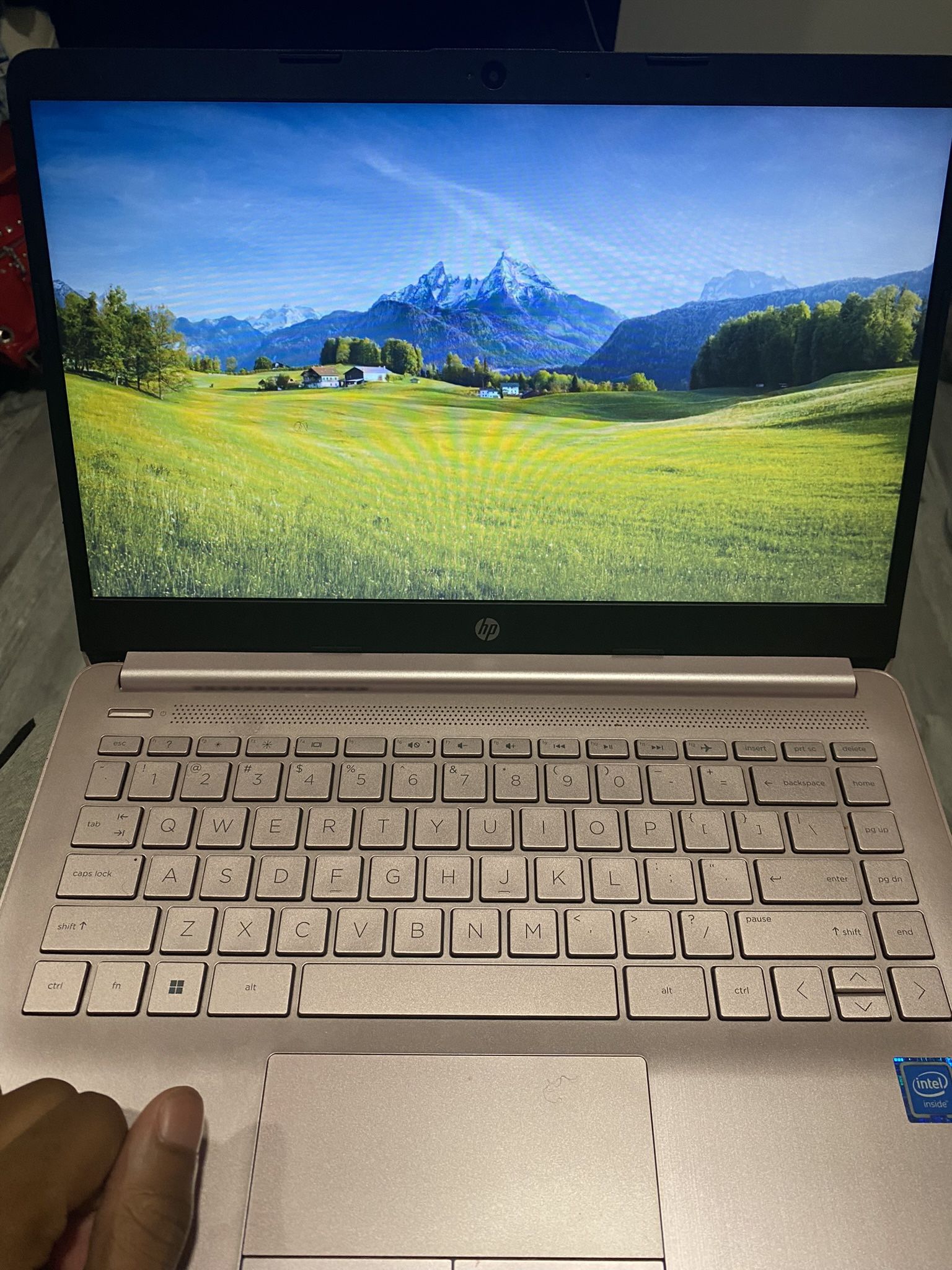 Hp laptop pink 14 Inch