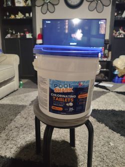 25 lbs | Slow-Dissolving 90% Pool Shark Swimming Pool