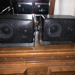 Realistic Minimus 7 Speakers Model 40-2030c