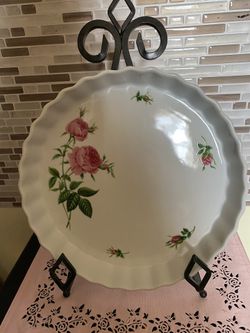 Vintage Christine Holm Ceramic Fluted Quiche Pie Dish Rose Pattern Plate 9.5